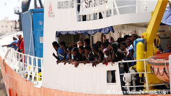 To πλοίο Aquarius έχει σώσει χιλιάδες πρόσφυγες και μετανάστες 