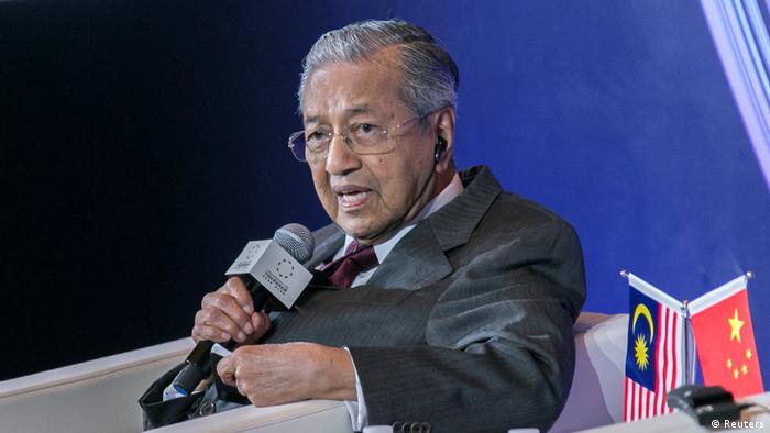 Mahathir Mohamad besucht China (Reuters)