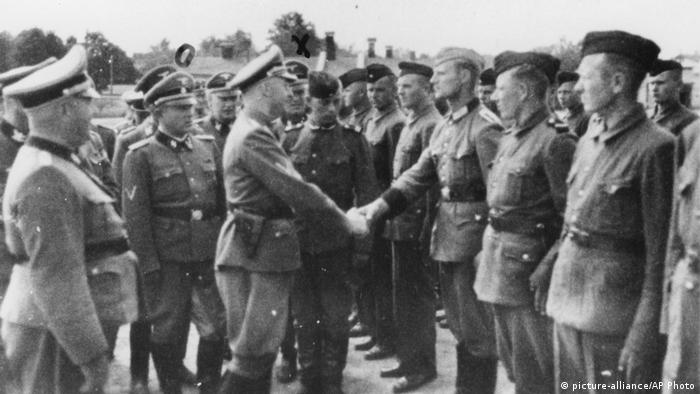 Shefi i SS, Heinrich Himmler takon mbikqyrës në Travniki