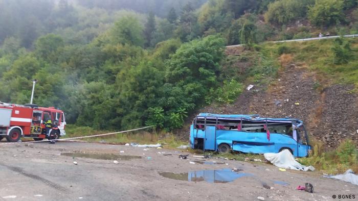 Bulgarien nahe Sofia Verkehrsunfall mit Reisebus (BGNES)