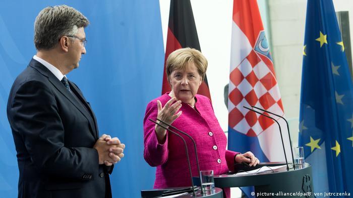Kroatischer Premier Plenkovic bei Merkel (picture-alliance/dpa/B. von Jutrczenka)