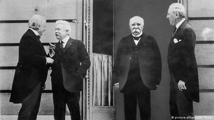 Pariser Friedenskonferenz 1919 The Big Four (picture-alliance/AP Photo)