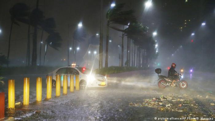 Phillippinen Taifun Mangkhut (picture-alliance/AP Photo/B. Marquez)