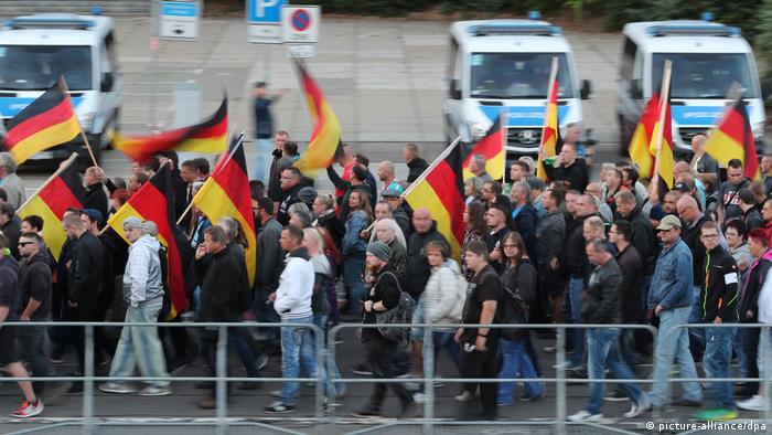 Chemnitz Demonstration der rechtspopulistischen Bewegung Pro Chemnitz (picture-alliance/dpa)
