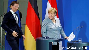 Deutschland Merkel und Kurz wollen mehr Kompetenzen für EU-Grenzschutzagentur (Reuters/F. Bensch)