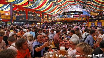 H τιμή του λίτρου μπύρας θα σκαρφαλώσει μέχρι και τα 11,50 ευρώ στο φετινό Oktoberfest