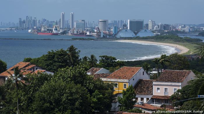 Brasilien - Stadt Recife (picture alliance/ImageBROKER/M. Runkel)