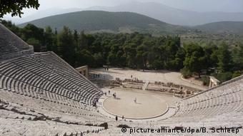 Griechenland Amphitheater von Epidauros (picture-alliance/dpa/B. Schleep)