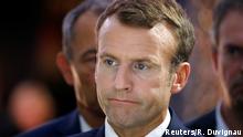 Frankreich Präsident Emmanuel Macron bei Paris auto show