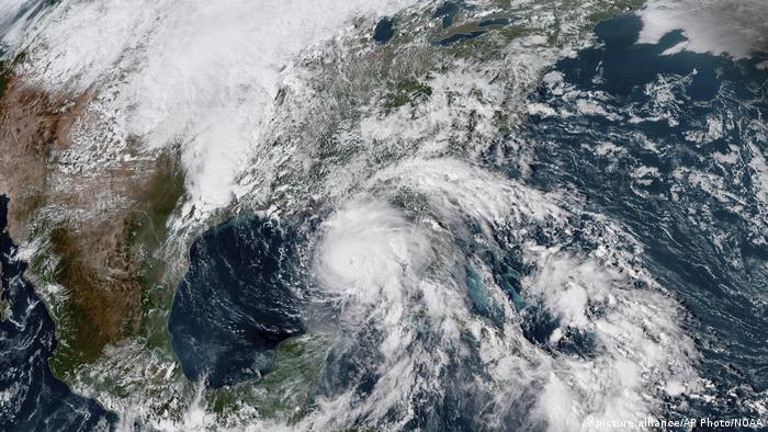 Hurrikan Michael (picture alliance/AP Photo/NOAA)