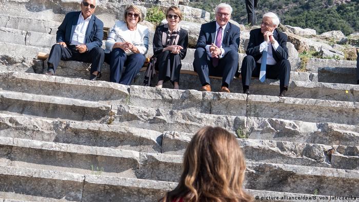 Bundespräsident Steinmeier in Griechenland (picture-alliance/dpa/B. von Jutrczenka)