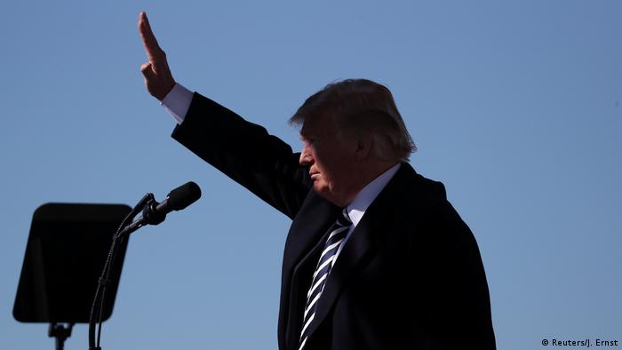 USA Präsident Donald Trump Wahlkampf | Elko Regional Airport in Elko Nevada (Reuters/J. Ernst)