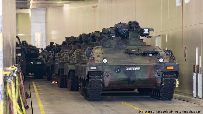 Norwegen Nato-Großübung Trident Juncture (picture-alliance/dpa/M. Assanimoghaddam)