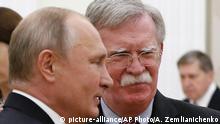 Russland Moskau - Vladimir Putin, John Bolton