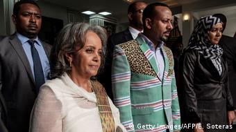 Ethiopia's first female president,Sahle-Work Zewde, together with Prime Minister Abiy and other officials (Getty Images/AFP/E. Soteras)
