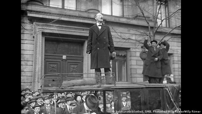 Último discurso de Karl Liebknecht, diante do Ministério do Interior em Berlim, 4/11/1919
