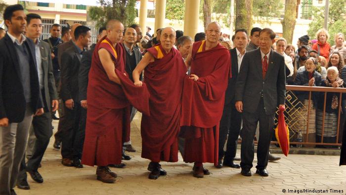 Indien Dharamshala Dalai Lama trifft Wissenschaftler aus China (Imago/Hindustan Times)