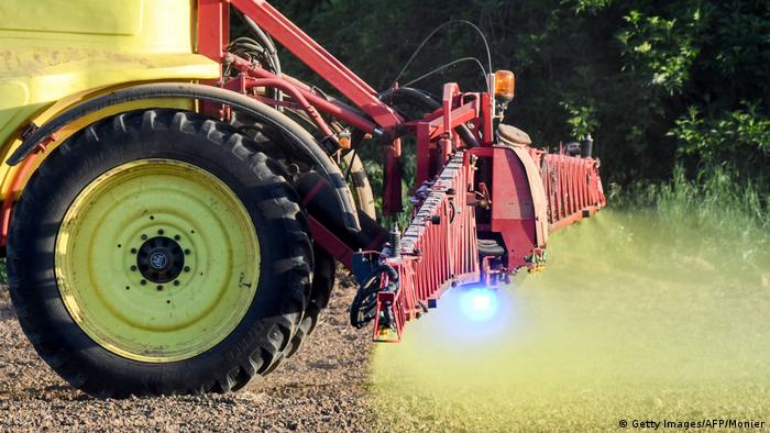 Frankreich Landwirtschaft Glyphosat Ausbringung (Getty Images/AFP/Monier)