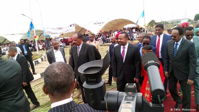 Ethiopia's Prime Minister Abiy Ahmed with the presidents of Eritrea and Somalia, jointly opening a hospital (DW/A. Mekonnen )