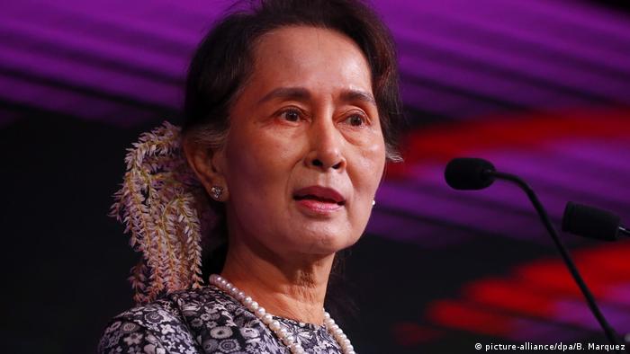 Aung San Suu Kyi Regierungschefin von Myanmar (picture-alliance/dpa/B. Marquez)