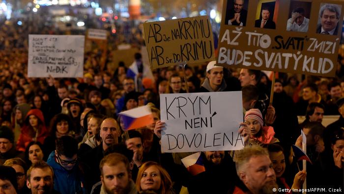 Акция протеста против Андрея Бабиша в Праге, 15 ноября 2018 года