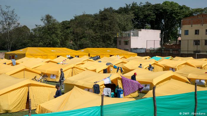 Kolumbien venezolanische Flüchtlinge in Bogotá | Flüchtlingslager El Camino (DW/F. Abondano)