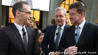 Με τους υπουργούς Οικονομικών της Γερμανίας και της Σλοβακίας