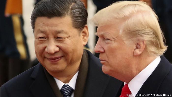 China G20 l US PrÃ¤sident Donald Trump and Chinesischer PrÃ¤sident Xi Jinping (picture-alliance/AP Photo/A. Harnik)