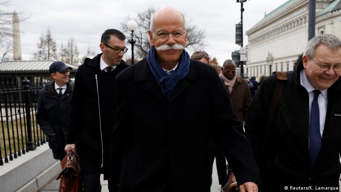 Шеф Daimler Дітер Цетше (Dieter Zetsche) у Вашингтоні після переговорів з Дональдом Трампом 