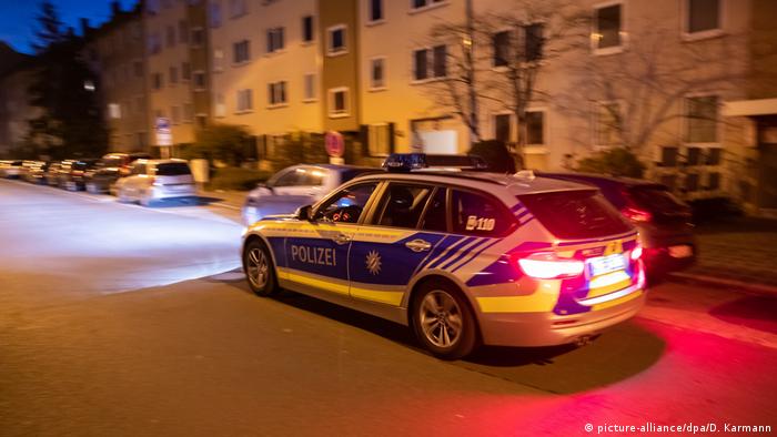 Drei Frauen in Nürnberg durch Stiche schwer verletzt (picture-alliance/dpa/D. Karmann)