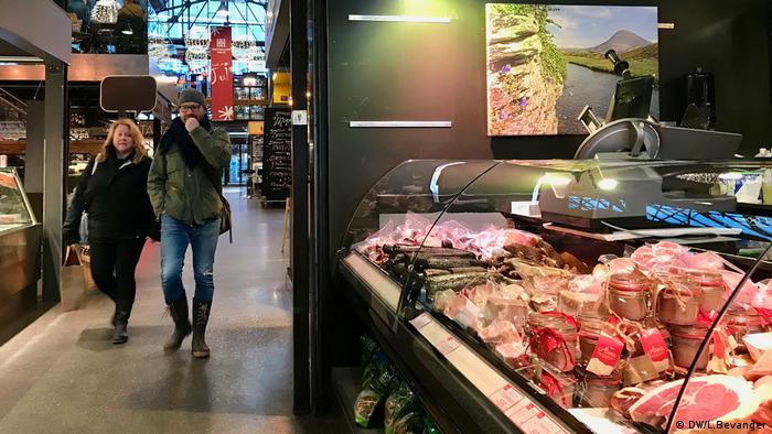 O maior mercado de alimentação de Oslo, no bairro Vulkan, fica em uma usina elétrica