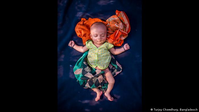 Sığınmacı kampındaki 18 günlük bebeğin fotoğrafı ikincilik ödülünü aldı
