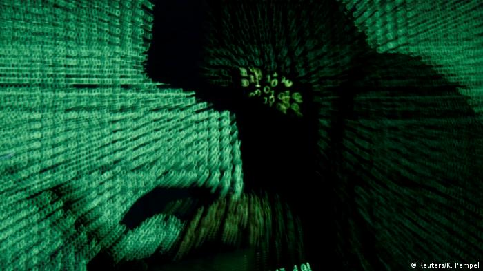 Illustration - Computer - Cyberkriminalität (Reuters/K. Pempel)