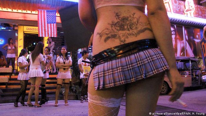Thailand | Prostitution in Pattaya (picture-alliance/dpa/EPA/H. H. Young)