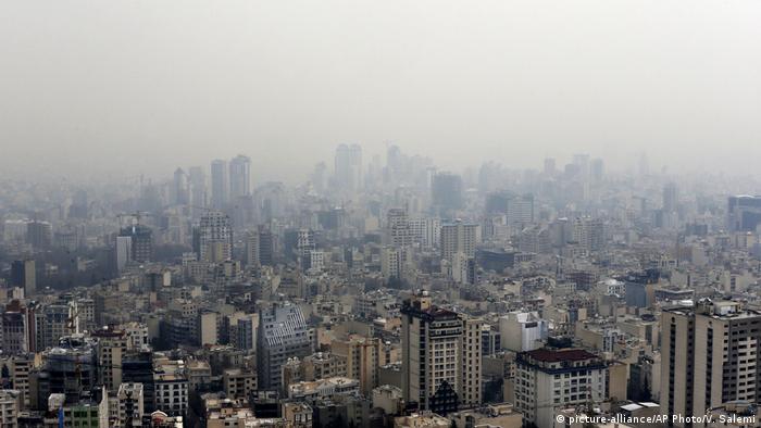 تصویری آرشیوی از آلودگی هوای تهران (زمان عکسبرداری دی‌ماه ۹۴)