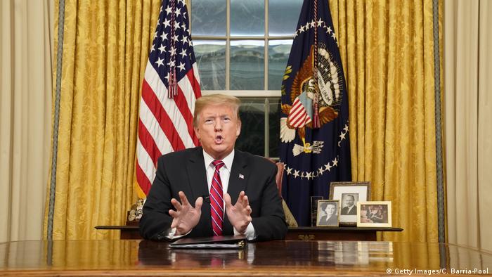 Präsident Trump spricht vom Oval Office aus die Nation zur Grenzsicherheit an (Getty Images/C. Barria-Pool)