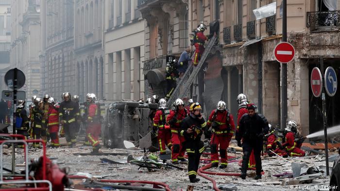 La explosión en el distrito o arrondisement 9 de París. (Reuters/B. Tessier)