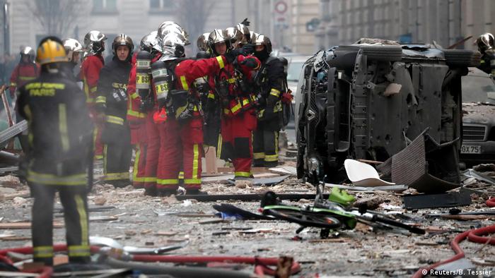 Incendio y explosión en la calle Trévise: importantes daños materiales sobre los edificios y comercios colindantes. (Reuters/B. Tessier)