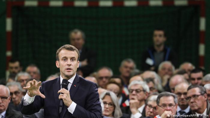 Frankreich Macron Auftakt Bürgerdebatte in Grand Bourgtheroulde (Getty Images/AFP/L. Marin)