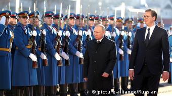 Wladimir Putin in Serbien (picture-alliance/Russian Look)