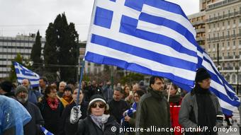 Griechenland Athen Proteste vor Parlament im Namensstreit (picture-alliance/Sputnik/P. Onoyko)