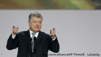 Ukraine Kiew | Petro Poroschenko, Präsident (picture-alliance/AP Photo/E. Lukatsky)