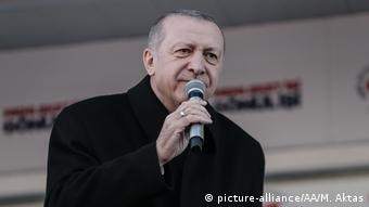 Το ανάθεμα ρίχνει ο τούρκος πρόεδρος στους ενδιάμεσους πωλητές