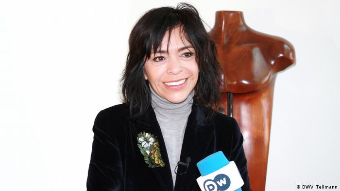 Interview mit der Gewinnerin des DW Freedom of Speech Award 2019: Anabel Hernández (DW/V. Tellmann)