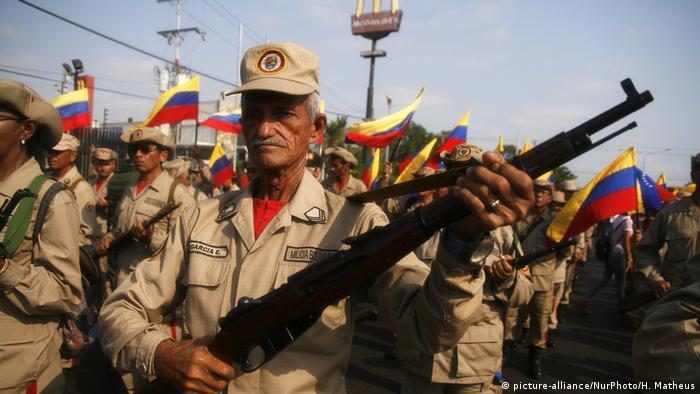 Venezuela's military on display (picture-alliance/NurPhoto/H. Matheus)