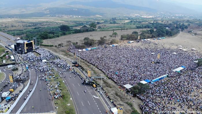 Kolumbien | Konzert an der Grenze zu Venezuela (Getty Images/AFP/E. Estupinan)