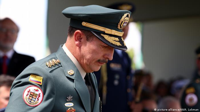 Nicacio de Jesús Martínez Espinel, comandante del Ejército promovido por Iván Duque.