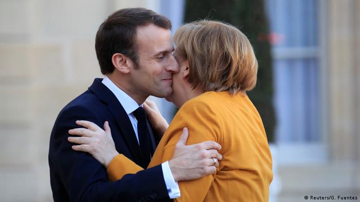 Treffen von Kanzlerin Angela Merkel und Frankreichs Staatspräsidenten Emmanuel Macron in Paris (Foto: Reuters/G. Fuentes)