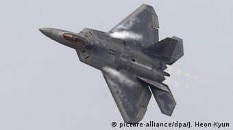 F-22 'Raptor' Kampfjet (picture-alliance/dpa/J. Heon-Kyun)
