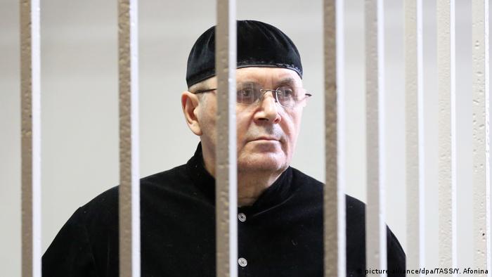Главу чеченского филиала правозащитного центра Мемориал Оюба Титиева осудили за хранение марихуаны